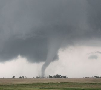 Tornados causan daños en Iowa y Nebraska