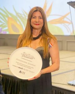 Luisa Feliz Reconocida Con Premio Al Periodismo Gastronómico Por La Revista Dominicana Gourmet