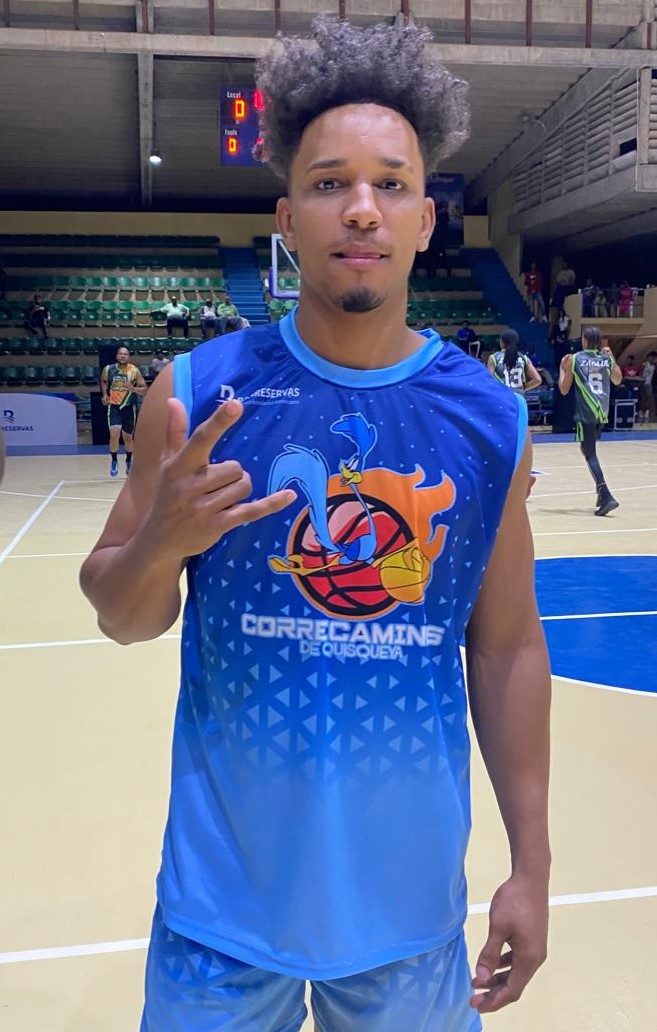 Quisqueya Gana Su Segundo Compromiso en Basket Superior SPM. King Conduce A Retiro 23 Enfoca2