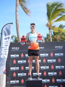 Puertorriqueño Javier Figueroa conquista el Ironman 70.3 en Cap Cana