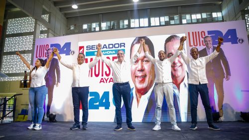 Luis Abinader: "Pasamos de promesas a acción en la región Enriquillo en tan solo 4 años".