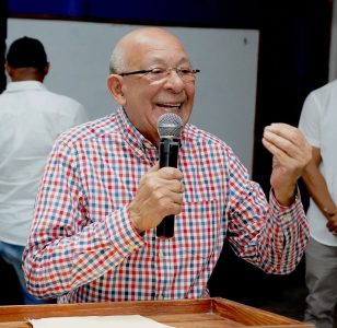 López Solís Pronostica un Contundente Triunfo para Abinader y Candidatos del PRM en La Vega